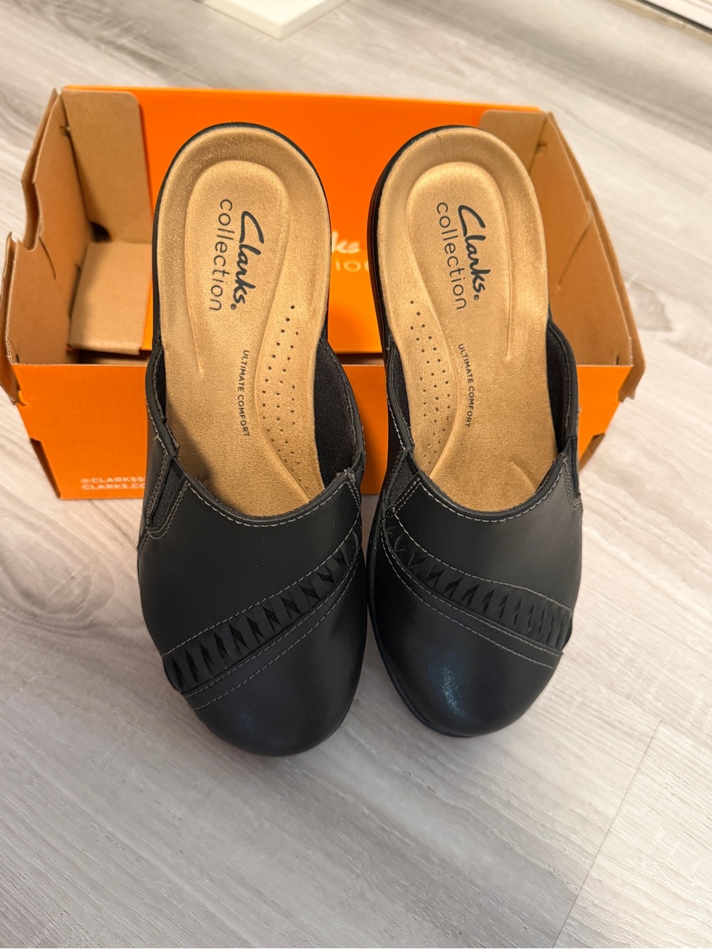 Clarks Women's Laurieann Lux Slip-On Mules 6.5 - Picture 3 of 11